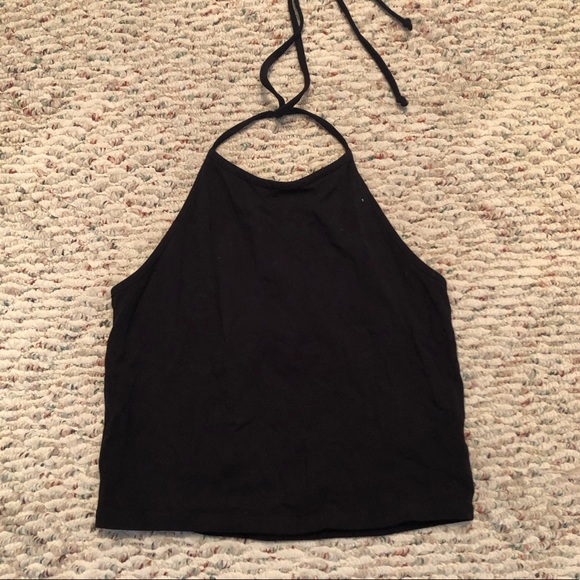 Halter crop top. - Picture 1 of 2